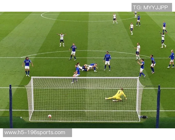 掌握足球过人技巧的全面教程助你轻松突破对手防线